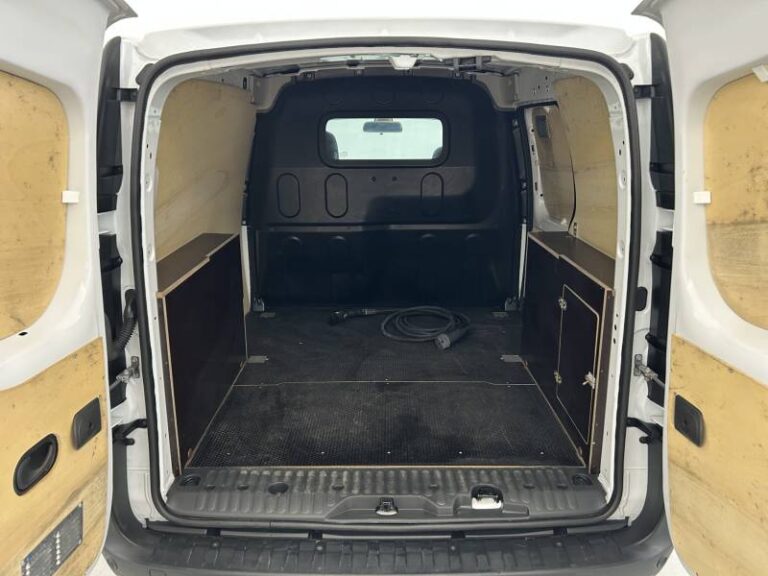 Renault Kangoo Van ELECTRIC ACHAT INTEGRAL CONFORT-19 - Image 18 (July 7, 2026)