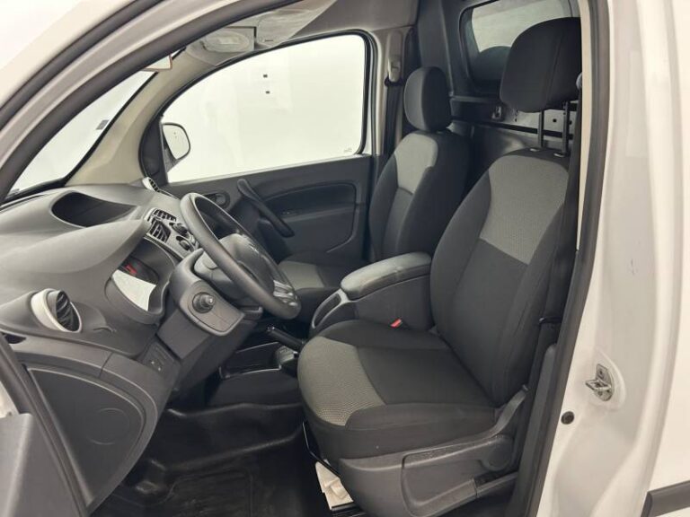 Renault Kangoo Van ELECTRIC ACHAT INTEGRAL CONFORT-19 - Image 09 (July 7, 2026)
