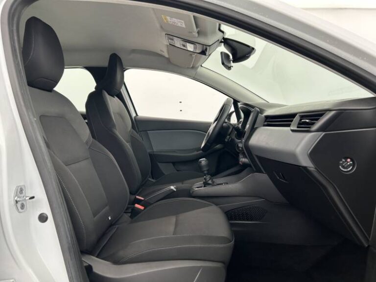 Renault Clio SOCIETE BLUE DCI 85 AIR NAV - Image 14 (July 7, 2026)