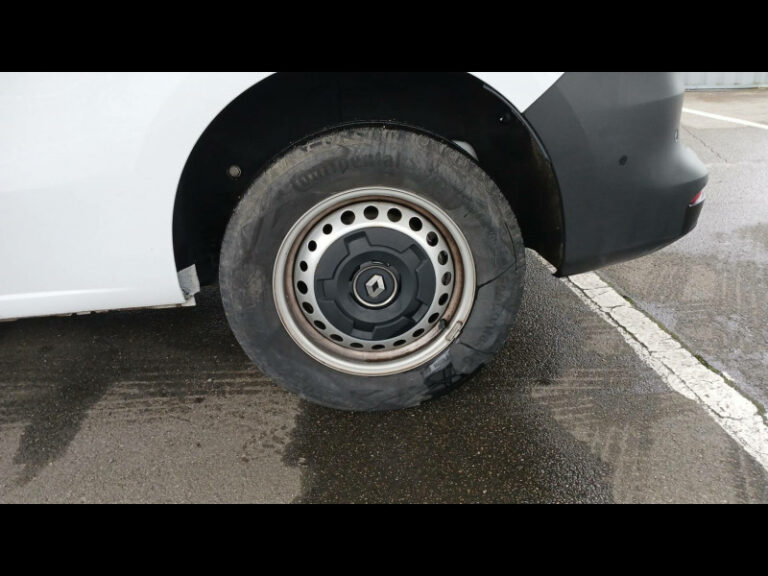 Renault Kangoo Van BLUE DCI 115 EDC GRAND CONFORT – 22 - Image 18 (July 7, 2026)