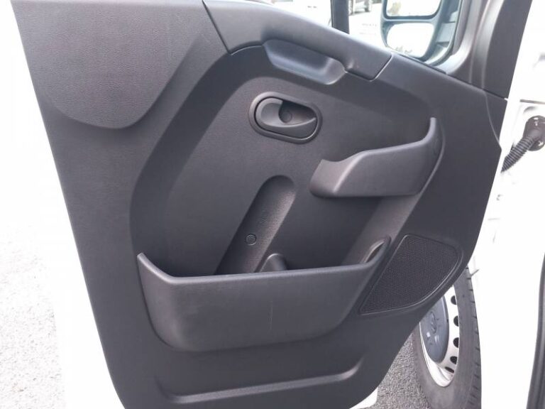 Renault Master FOURGON FGN TRAC F3500 BLUE DCI 135 CONFORT - Image 11 (July 7, 2026)