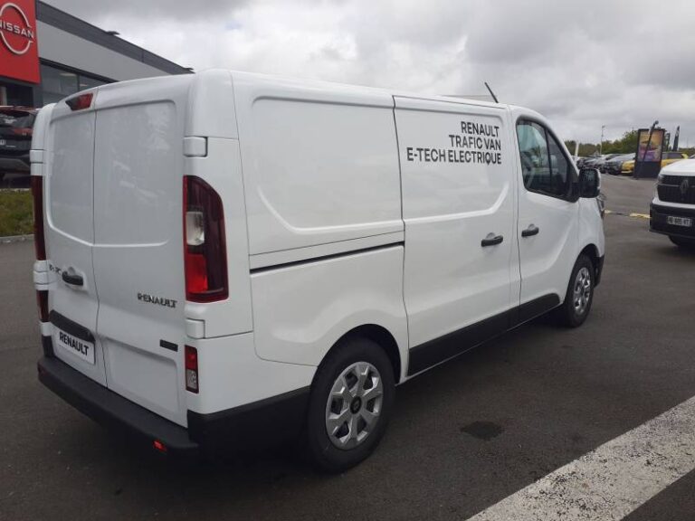 Renault Trafic E-TECH ELECTRIQUE FGN 3T AC22 ADVANCE - Image 05 (July 7, 2026)