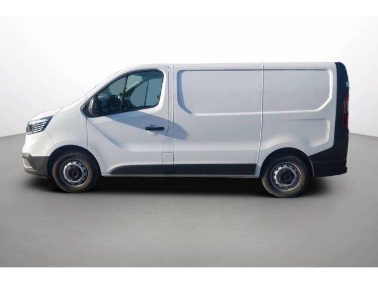 Renault Trafic FG BLUE DCI 130 3T GSR2 ADVANCE - Image 02 (July 7, 2026)
