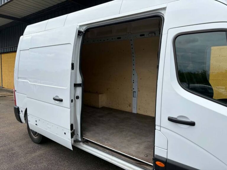 Renault Master FOURGON FGN TRAC F3500 BLUE DCI 135 CONFORT - Image 19 (July 7, 2026)