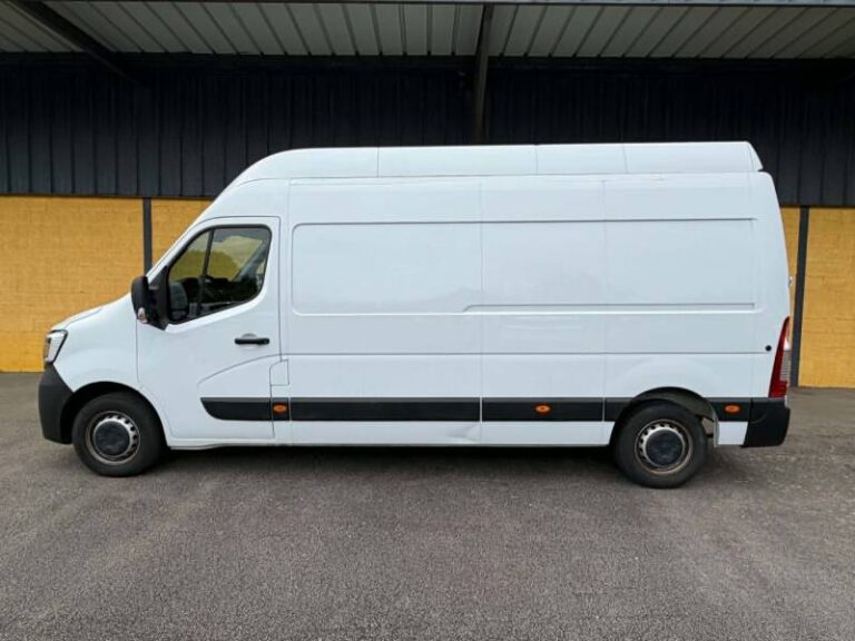 Renault Master FOURGON FGN TRAC F3500 BLUE DCI 135 CONFORT - Image 02 (July 7, 2026)