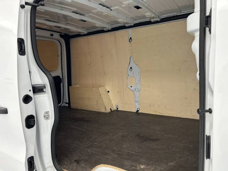 Renault Trafic FGN 3000 KG BLUE DCI 130 CONFORT - Image 16 (July 7, 2026)