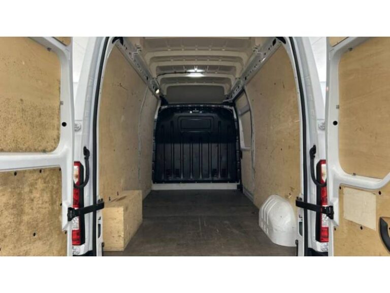 Renault Master FOURGON FGN TRAC F3500 BLUE DCI 135 CONFORT - Image 17 (July 7, 2026)