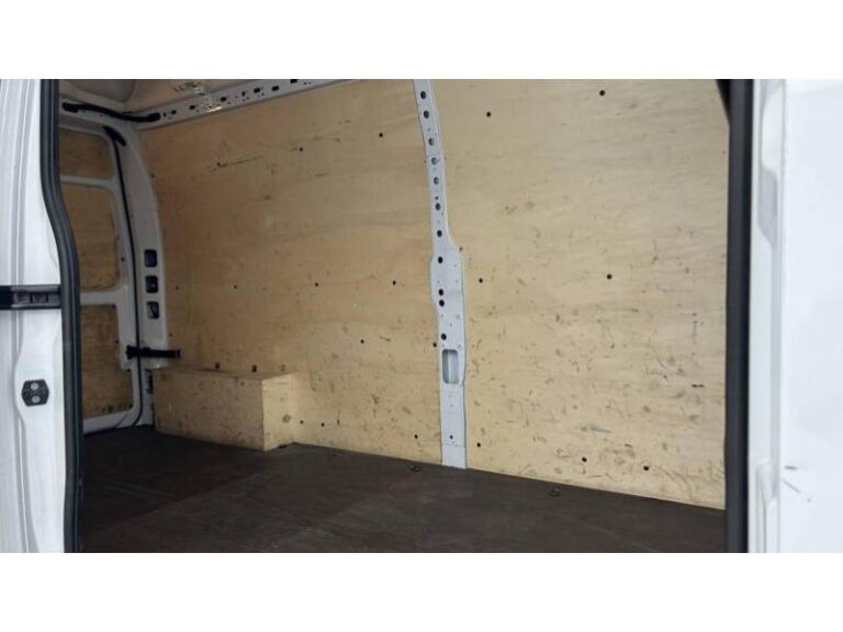 Renault Master FOURGON FGN TRAC F3500 BLUE DCI 135 CONFORT - Image 09 (July 7, 2026)