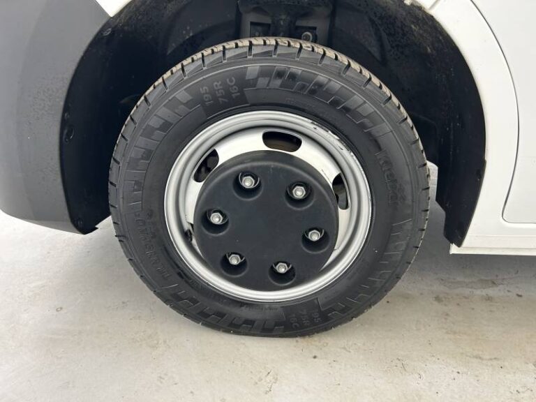 Renault Master FOURGON CC PROP RJ3500 L2 PAFC BLUE DCI 130 EURO VI CONFORT - Image 18 (July 7, 2026)