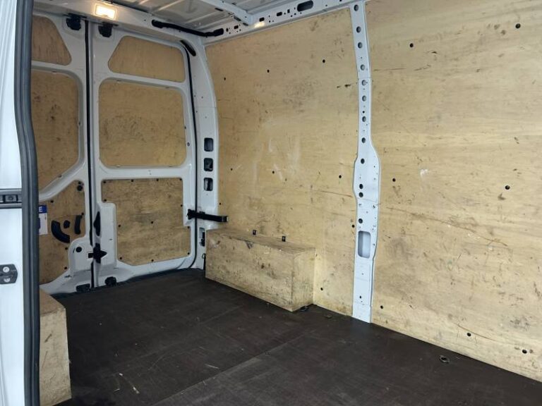 Renault Master FOURGON FGN TRAC F3500 BLUE DCI 135 CONFORT - Image 15 (July 7, 2026)