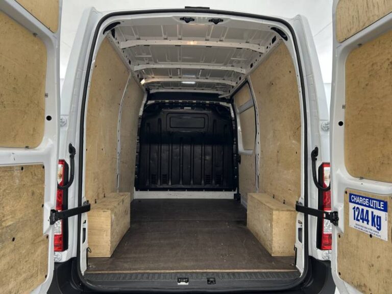 Renault Master FOURGON FGN TRAC F3500 BLUE DCI 135 CONFORT - Image 17 (July 7, 2026)
