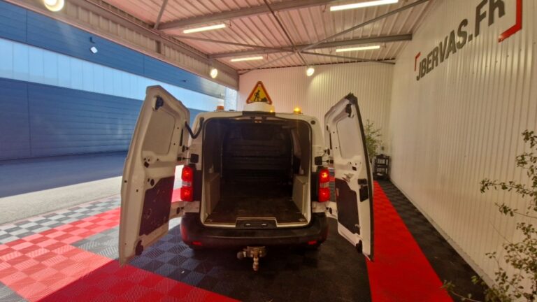Citroën Jumpy M BlueHDi 120 S&S Club - Image 14 (July 7, 2026)