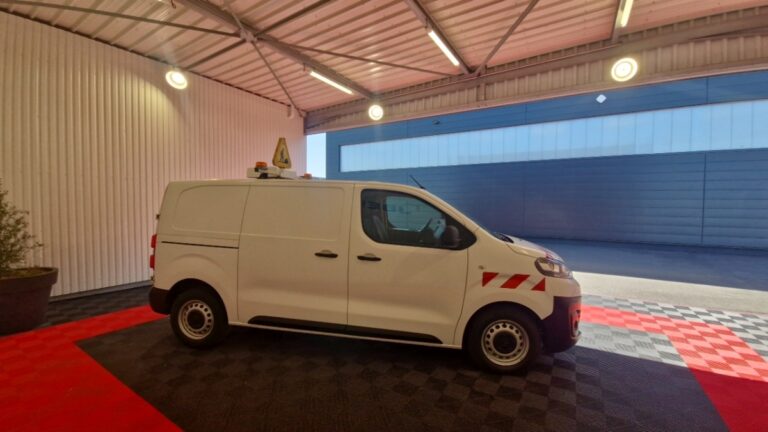 Citroën Jumpy M BlueHDi 120 S&S Club - Image 04 (July 7, 2026)