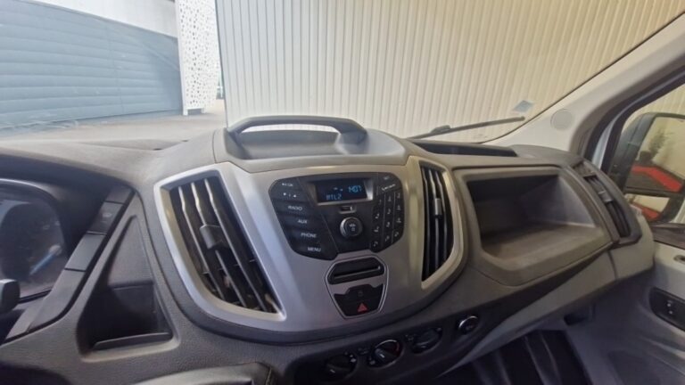 Ford Transit DOUBLE CABINE L4 TREND 2.0 Ecoblue 170 + BENNE - Image 10 (July 7, 2026)