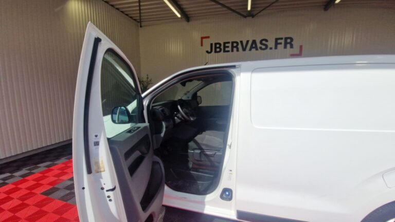 Peugeot Expert 1.5 BLUEHDI 120 S&S COMPACT PREMIUM - Image 10 (July 7, 2026)