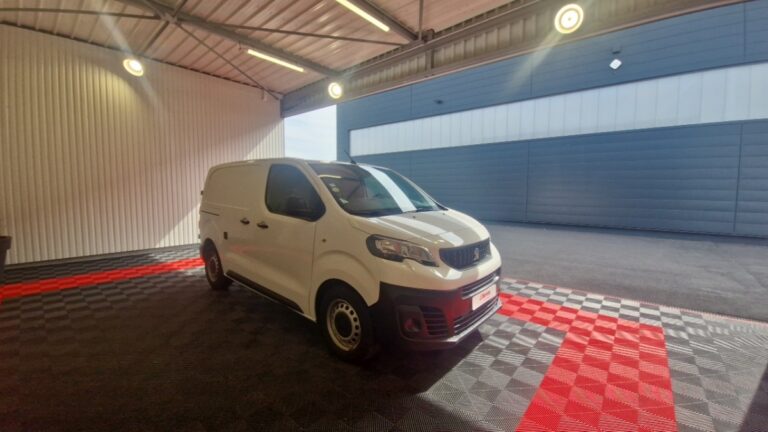 Peugeot Expert 1.5 BLUEHDI 120 S&S COMPACT PREMIUM - Image 03 (July 7, 2026)