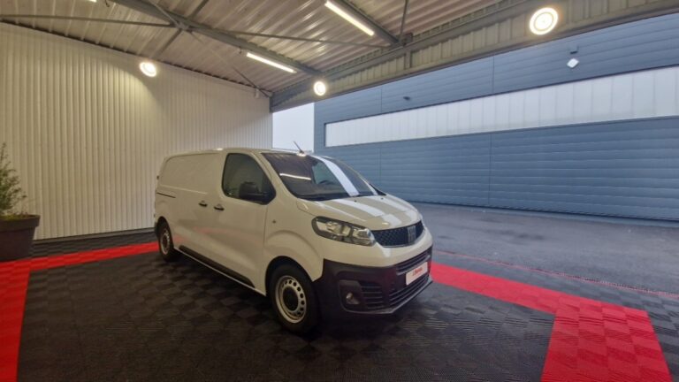 Fiat Scudo 1.5 MULTIJET 120 STANDARD PRO LOUNGE - Image 04 (July 7, 2026)