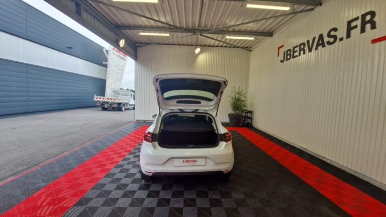 Renault Clio V SOCIETE TCE 90 – 21N AIR NAV - Image 13 (July 7, 2026)