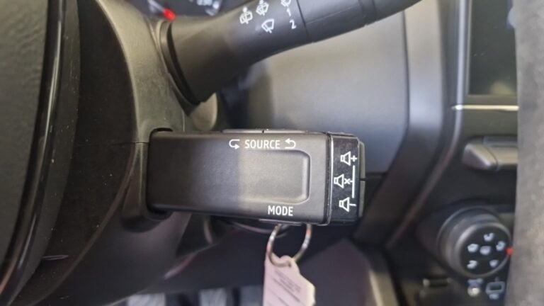 Renault Clio V SOCIETE TCE 90 – 21N AIR NAV - Image 19 (July 7, 2026)