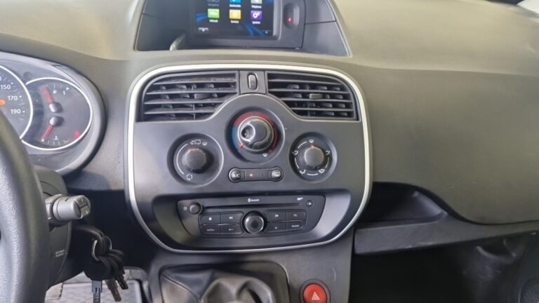 Renault Kangoo Express Maxi Grand Volume ExtraRLink Blue dCi 95 - Image 20 (July 7, 2026)