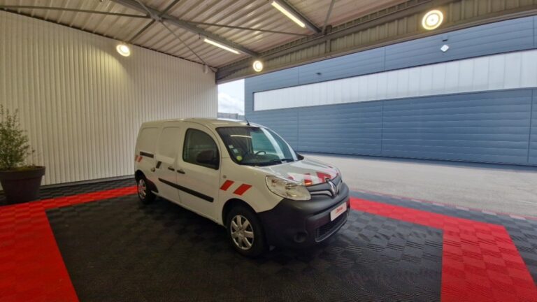 Renault Kangoo Express Maxi Grand Volume ExtraRLink Blue dCi 95 - Image 03 (July 7, 2026)