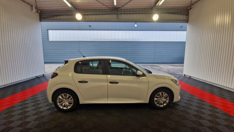 Peugeot 208 affaire BlueHDi 100 S&S PREMIUM PACK - Image 04 (July 7, 2026)