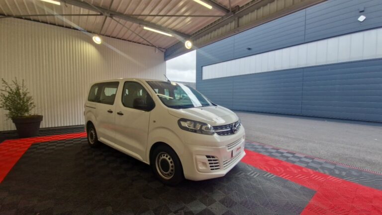 Opel Vivaro COMBI L1 1.5 DIESEL 120 CH - Image 03 (July 7, 2026)