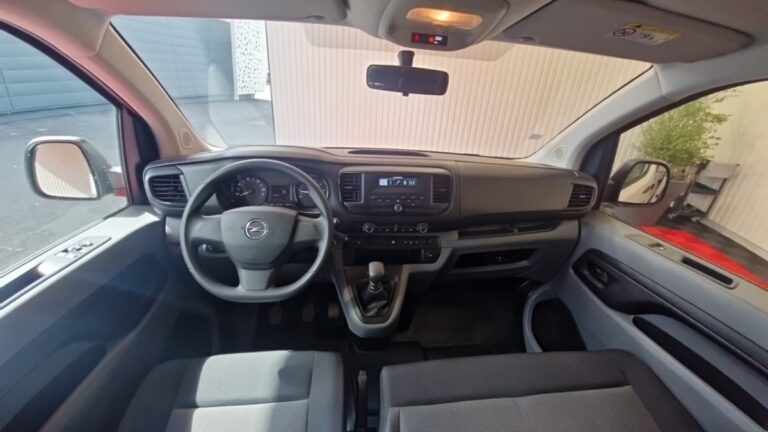Opel Vivaro COMBI L1 1.5 DIESEL 120 CH - Image 09 (July 7, 2026)