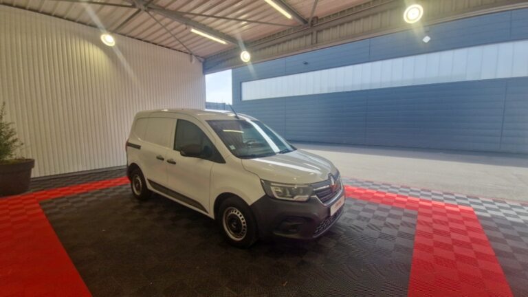 Renault Kangoo Van L1 TCE 130 GRAND CONFORT - Image 03 (July 7, 2026)