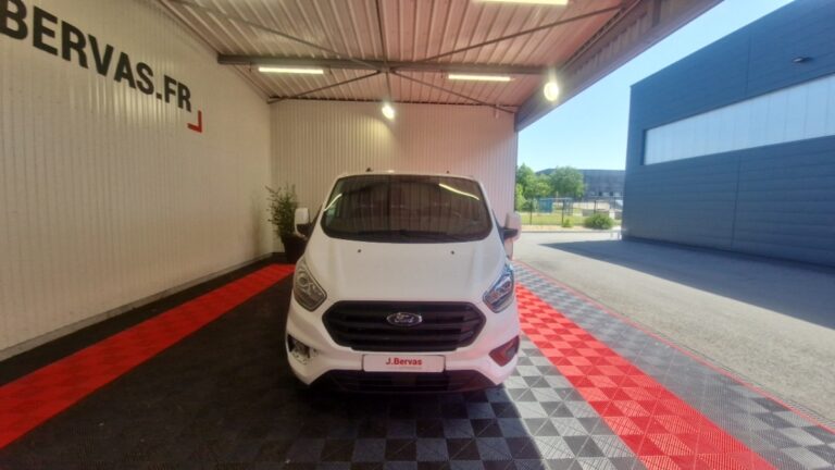 Ford Transit Custom 300 2.0 ECOBLUE 130 TREND BUSINESS - Image 02 (July 7, 2026)