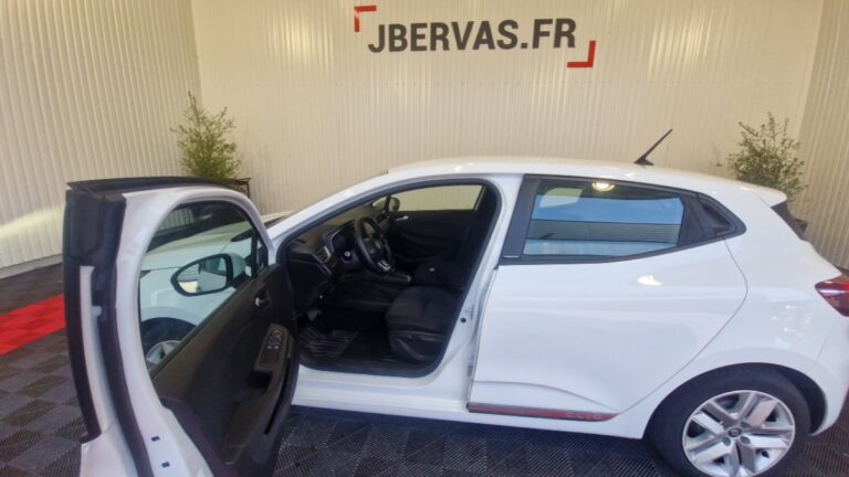 Renault Clio V societe Business E-TECH 140 - Image 12 (July 7, 2026)