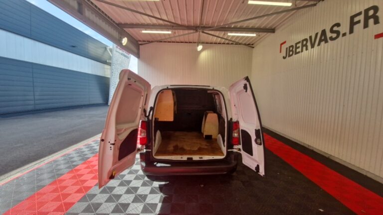 Citroën Berlingo Van Taille M 650 BlueHDi 100 S&S Club - Image 13 (July 7, 2026)