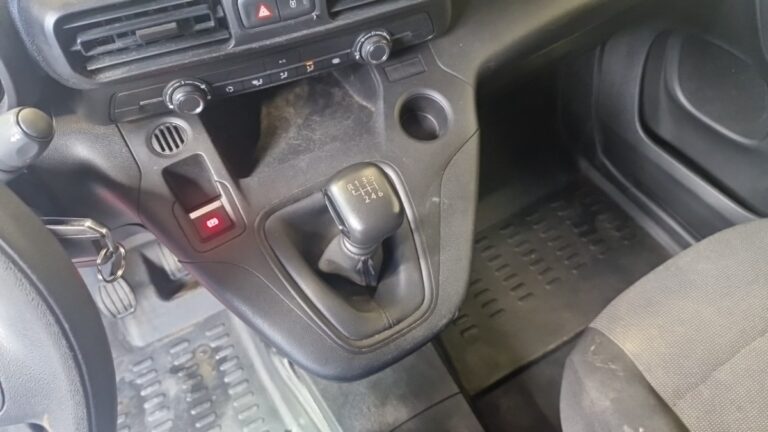 Citroën Berlingo Van Taille M 650 BlueHDi 100 S&S Club - Image 19 (July 7, 2026)