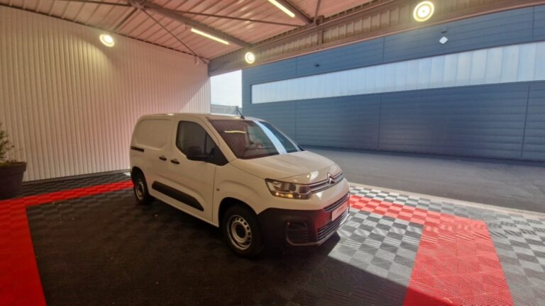Citroën Berlingo Van Taille M 650 BlueHDi 100 S&S Club - Image 03 (July 7, 2026)