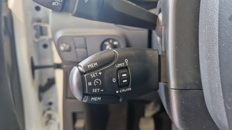 Citroën C3 Société PureTech 83 S&S Feel Nav - Image 17 (July 7, 2026)