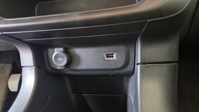 Citroën C3 Société PureTech 83 S&S Feel Nav - Image 19 (July 7, 2026)