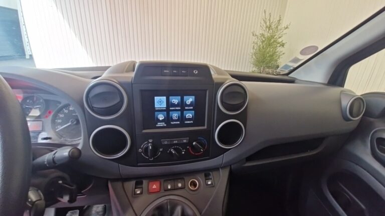 Peugeot Partner VTI 98 STANDARD PRO - Image 11 (July 7, 2026)