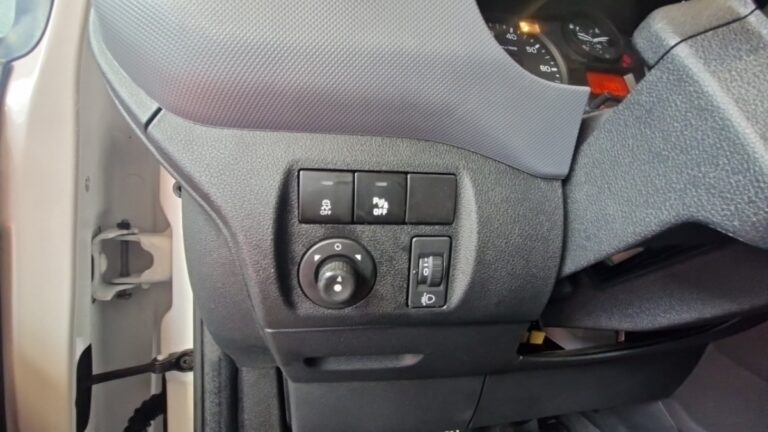 Peugeot Partner VTI 98 STANDARD PRO - Image 15 (July 7, 2026)