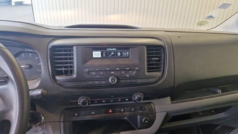 Peugeot Expert tole standard 2.0 bluehdi 120 ss premium - Image 18 (July 7, 2026)