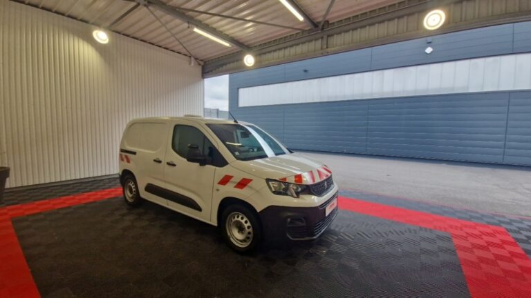 Peugeot Partner STANDARD 650 KG BLUEHDI 130 SS ASPHALT - Image 03 (July 7, 2026)