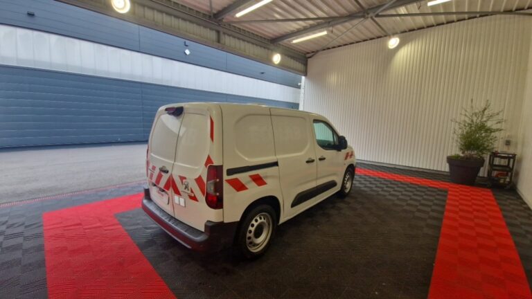 Peugeot Partner STANDARD 650 KG BLUEHDI 130 SS ASPHALT - Image 05 (July 7, 2026)