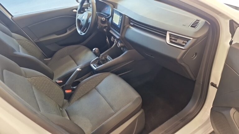 Renault Clio V SOCIETE SCE 75 – 20 AIR NAV - Image 13 (July 7, 2026)