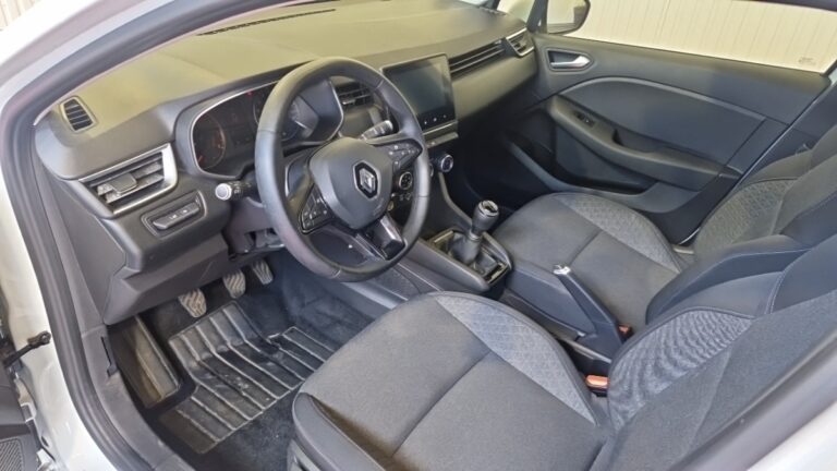 Renault Clio V SOCIETE SCE 75 – 20 AIR NAV - Image 09 (July 7, 2026)