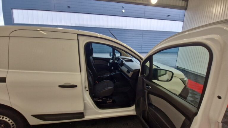 Renault Kangoo Van Gd Confort – Blue dCi 95 - Image 09 (July 7, 2026)
