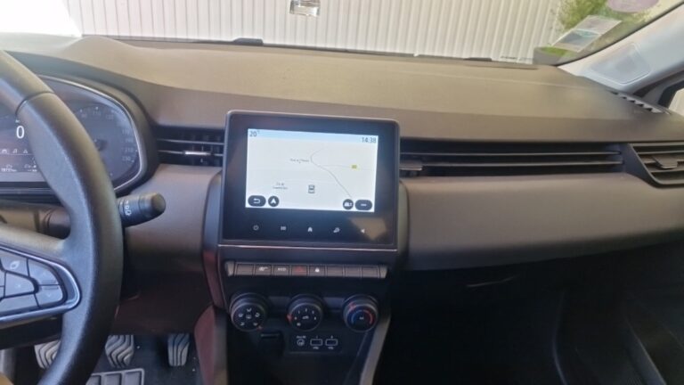 Renault Clio V SOCIETE TCE 90 – 21 AIR NAV - Image 19 (July 7, 2026)