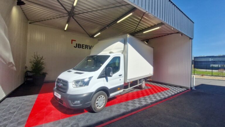 Ford Transit T350 l4 2.0 ecoblue 130 trend business CAISSE 20m3 + HAYON - Image 01 (July 7, 2026)