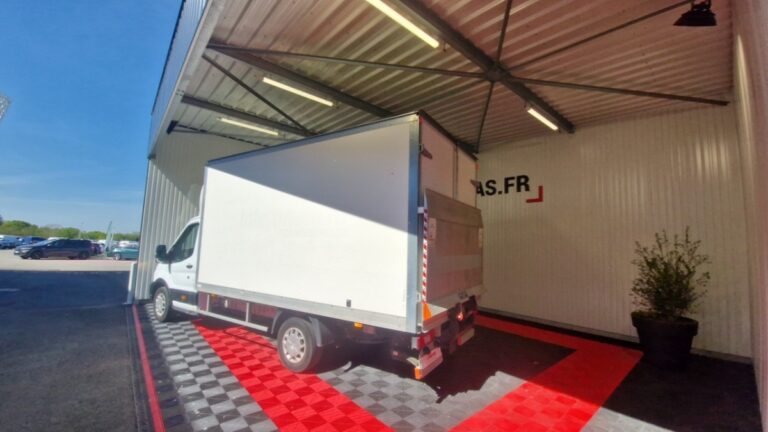 Ford Transit T350 l4 2.0 ecoblue 130 trend business CAISSE 20m3 + HAYON - Image 06 (July 7, 2026)
