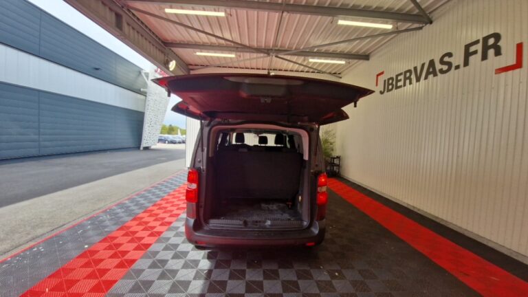 Peugeot Expert Combi STANDARD BLUEHDI 120CH SS - Image 14 (July 7, 2026)