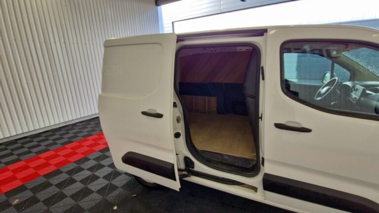 Citroën Berlingo VAN M 650 BLUEHDI 100 SS CLUB - Image 10 (July 7, 2026)
