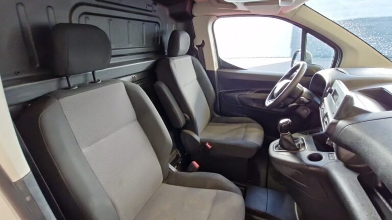 Citroën Berlingo VAN M 650 BLUEHDI 100 SS CLUB - Image 12 (July 7, 2026)